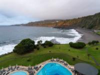 Blick von unserem Zimmer zur Praia Grande de Água D'Alto - São Miguel